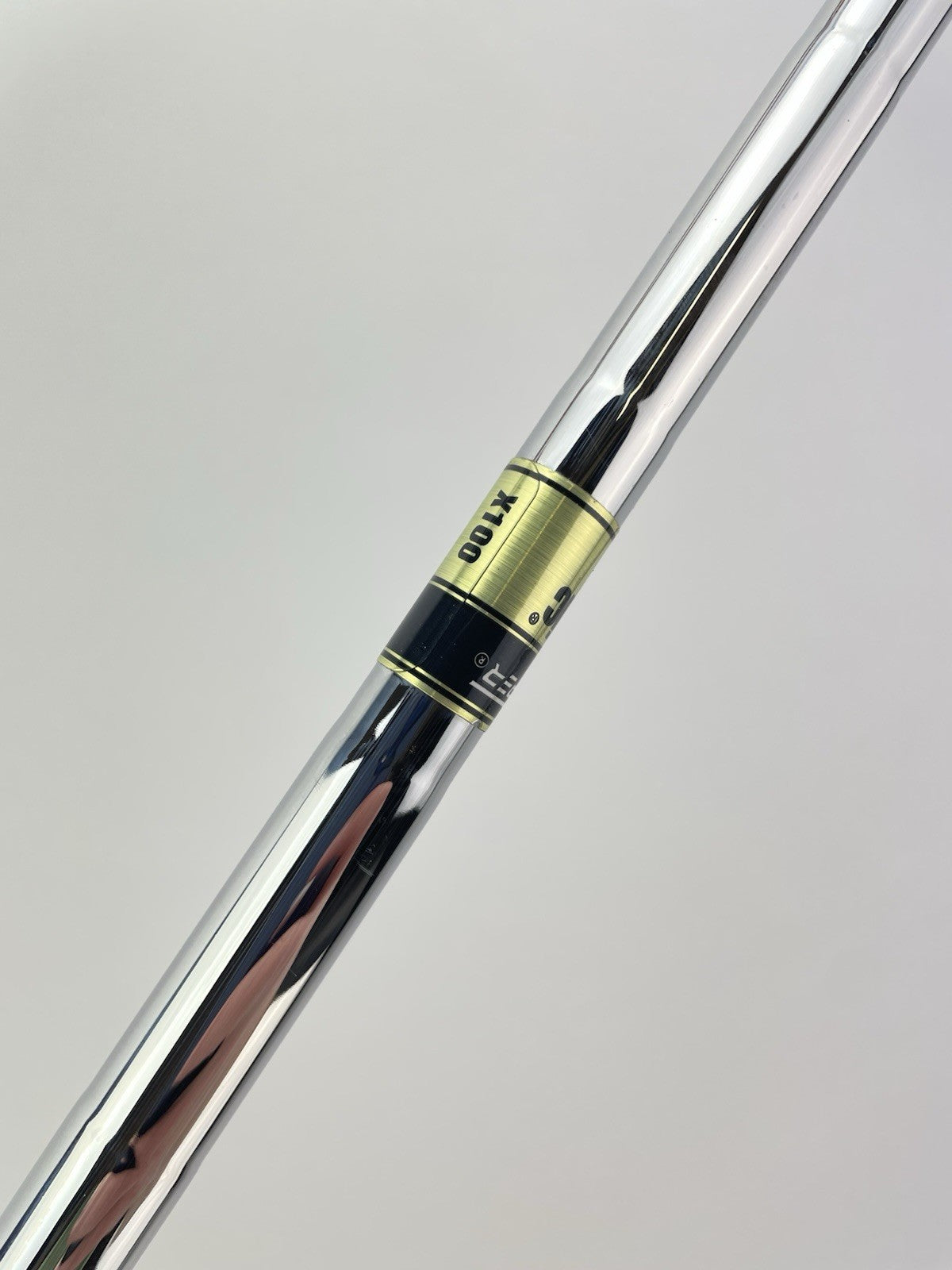 Dynamic Gold X100 Iron Shaft X Flex Steel 35/0.355 Tapered /341796