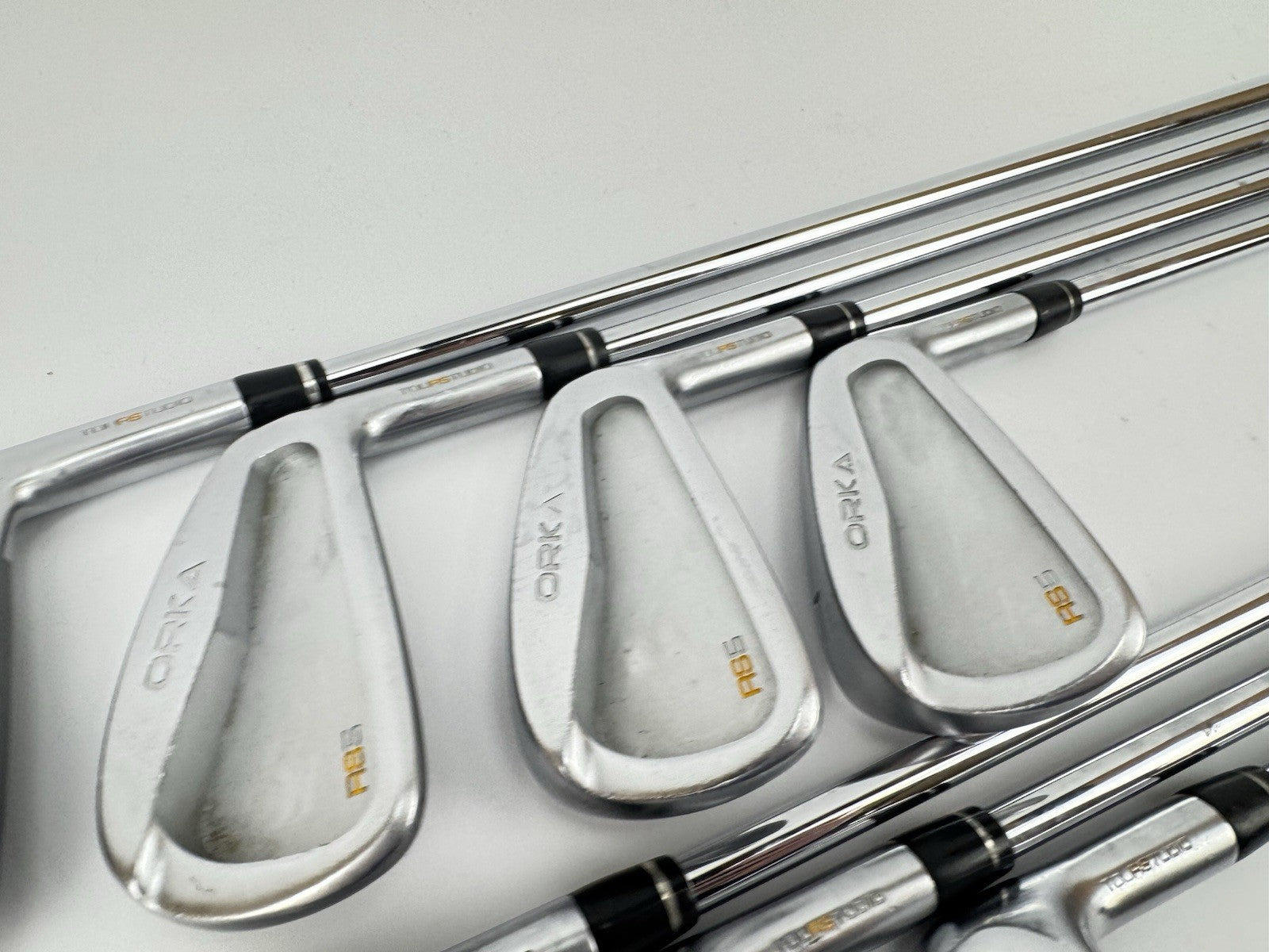 Orka RS5 Irons 4-PW Regular Flex Steel /Right Handed /New Grips /317665