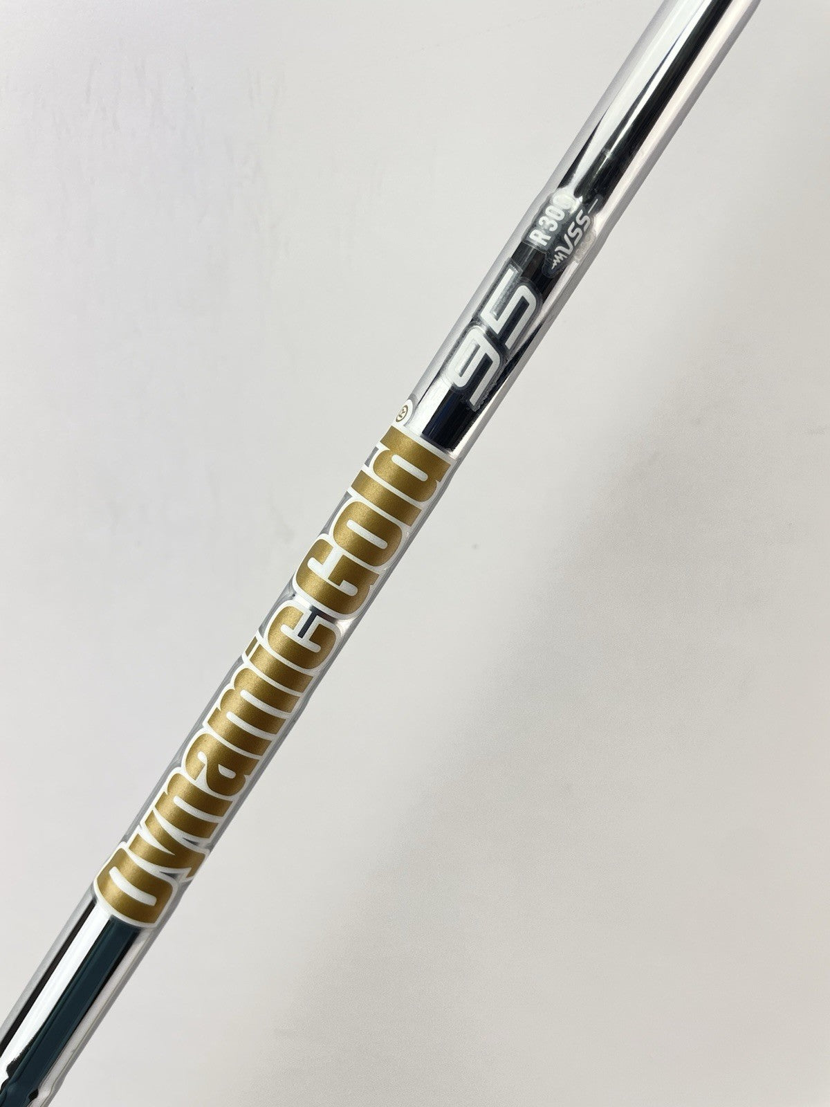 Dynamic Gold 95 Iron Shaft Vss Pro Regular Flex Steel 35.75 /0.355 Taper /264070