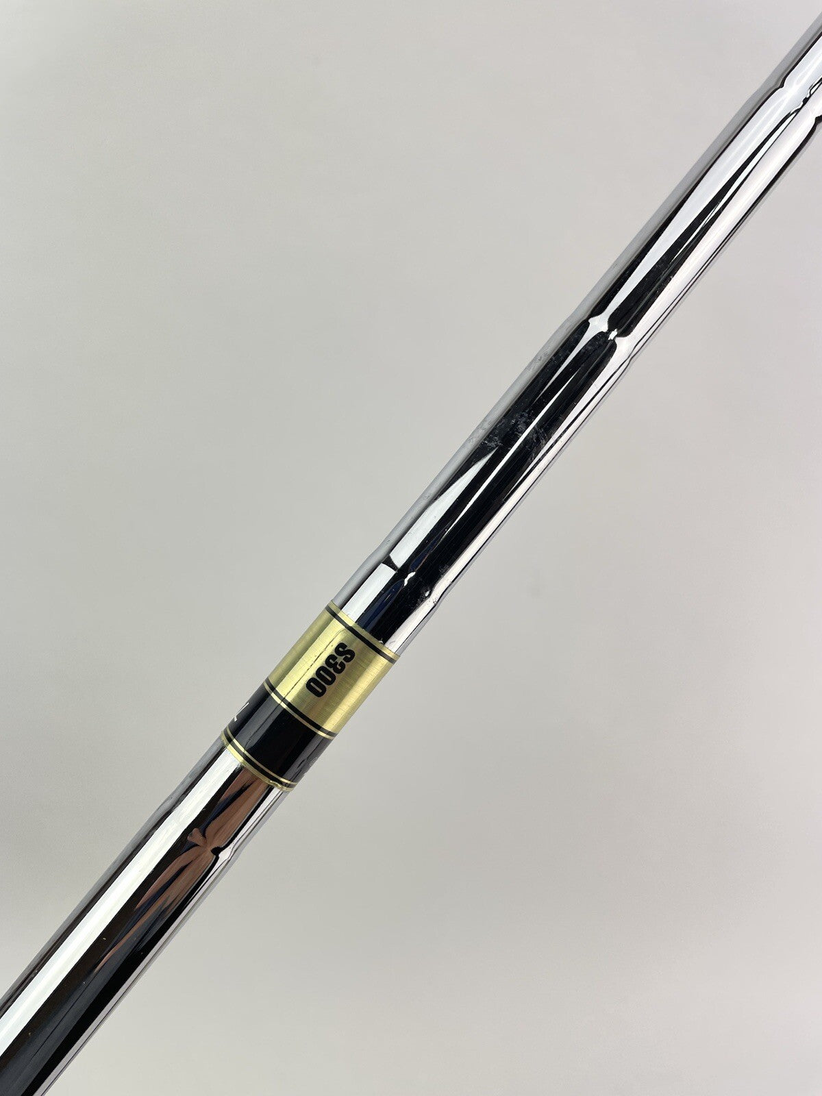 Dynamic Gold S300 Iron Shaft Stiff Flex Steel 35.5" /0.370 Parallel /179626