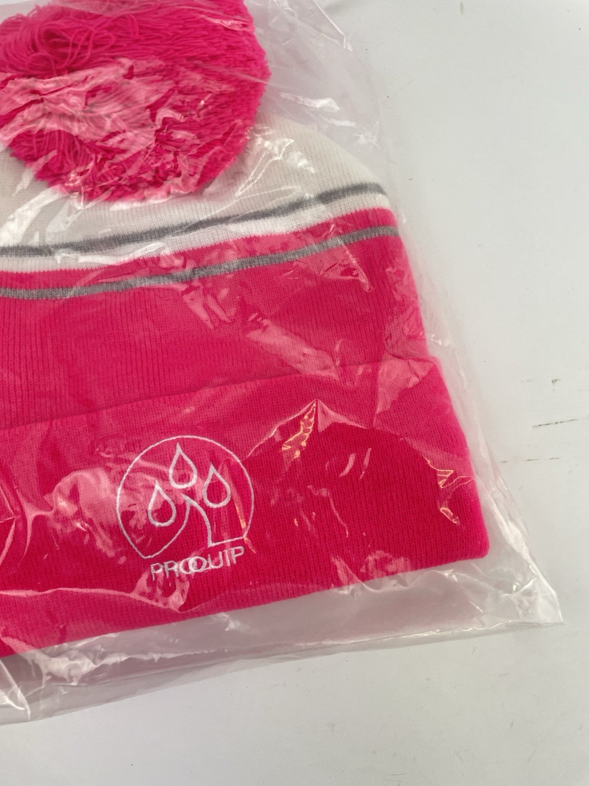 Proquip Golf Beanie Fleece Line Bobble /One Size /Pink /White /New /282392