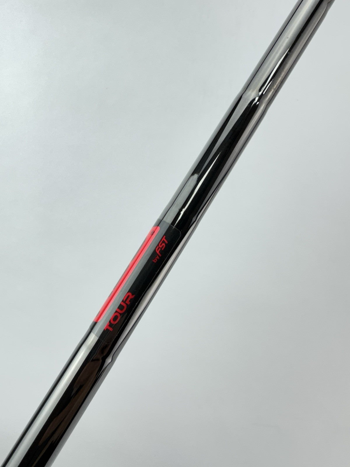 KBS Tour Blackout Iron Shaft X Flex Extra Stiff Steel 37/0.355 Tapered /259654