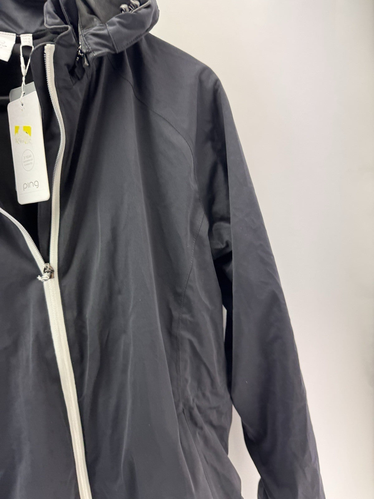 Ping Golf Women’s Mette Jacket Black UK 8/ Water Resistant/ 300473