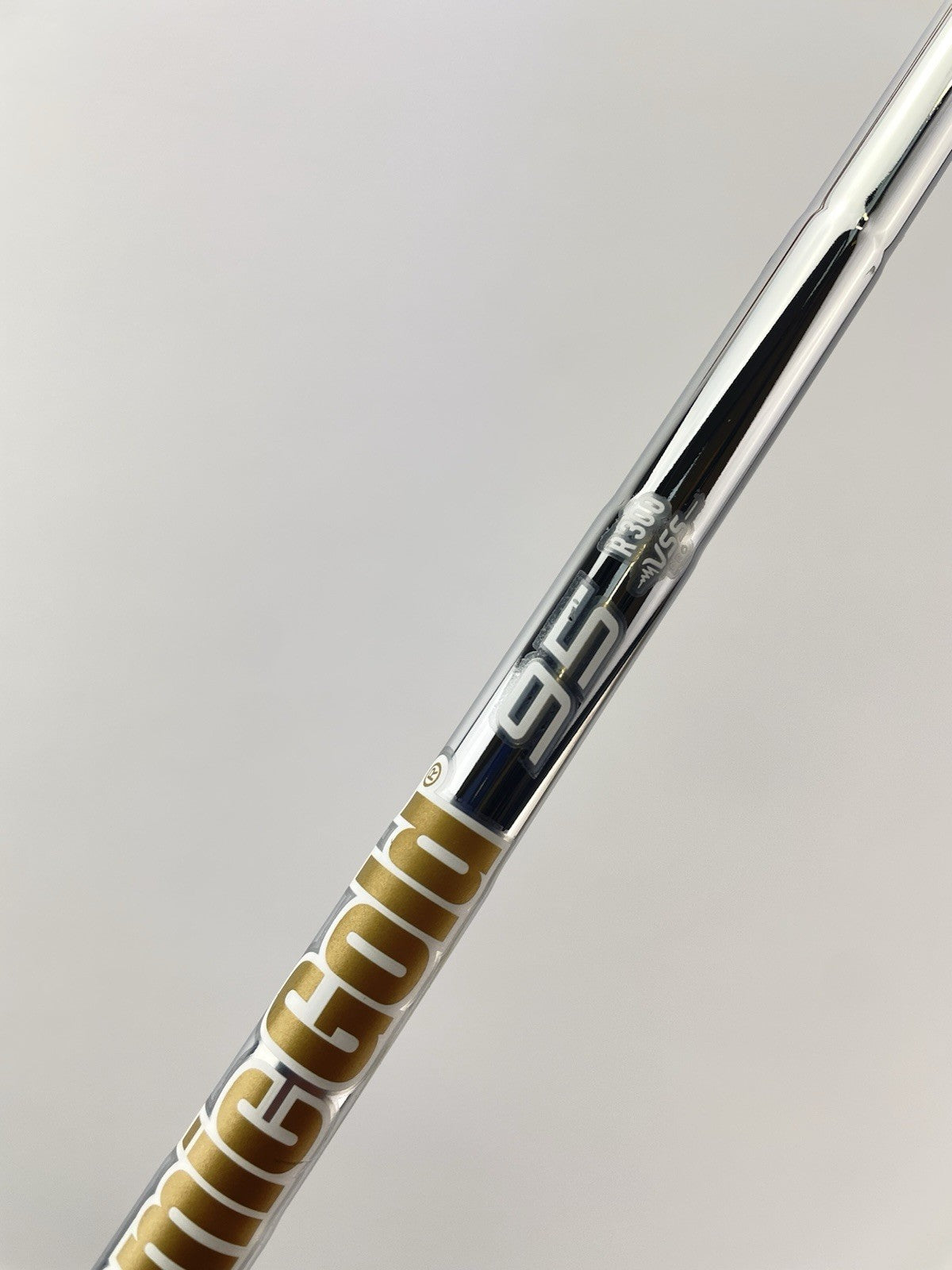 Dynamic Gold 95 Iron Shaft R300 Regular Flex Steel 35.25 /0.355 Tapered/301333