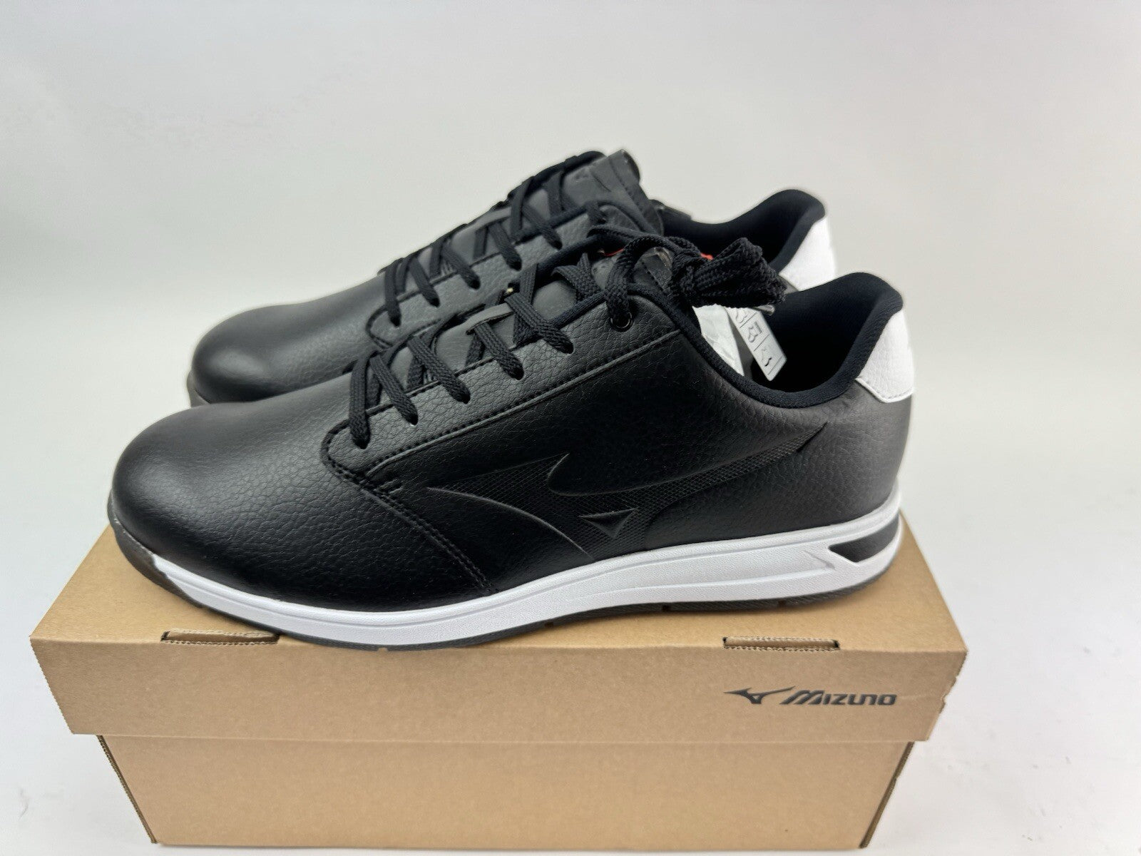 Mizuno Waterproof Golf Shoes G Style UK 7.5 /Spikeless /Black /New /196122