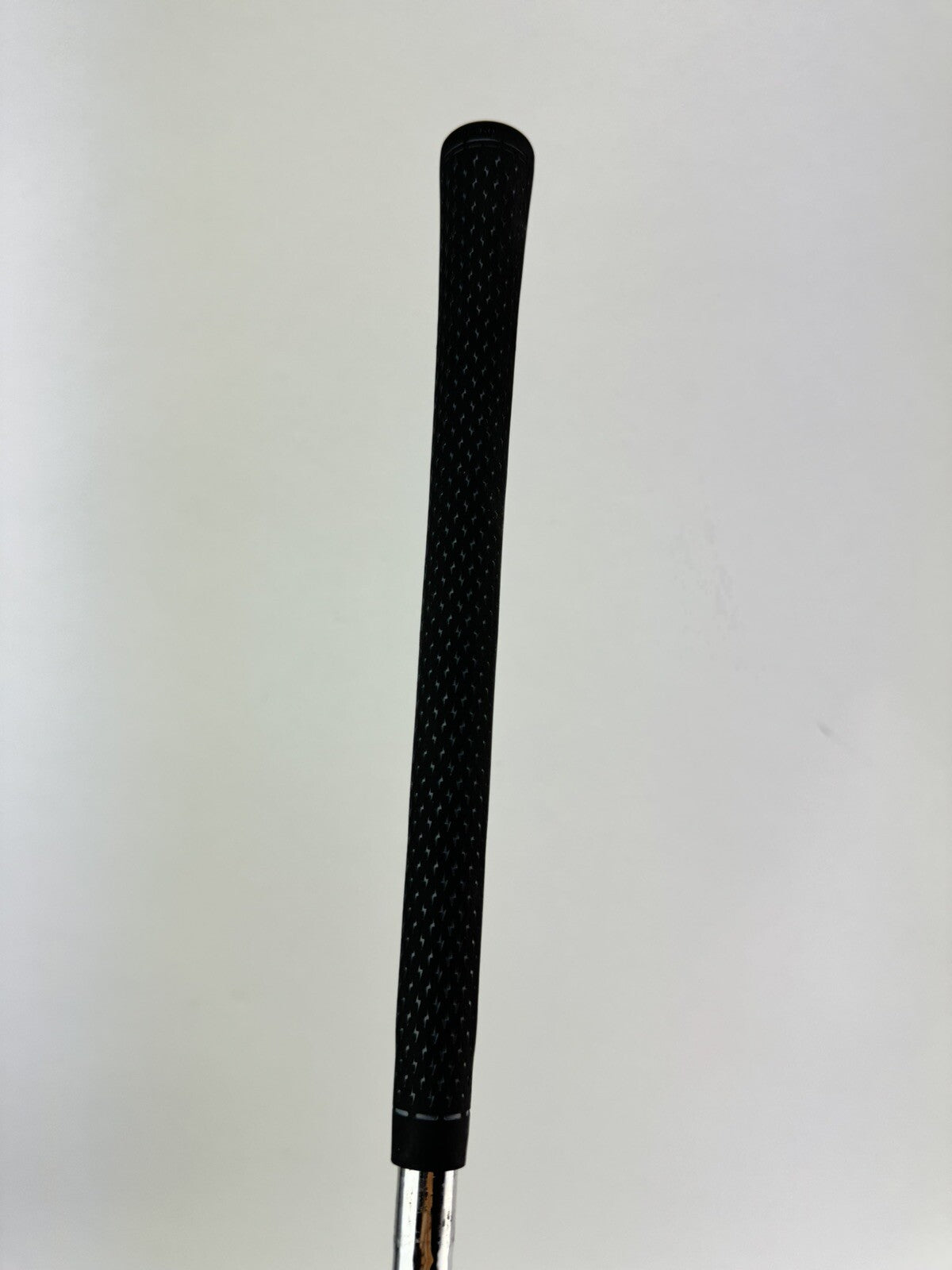 Taylormade V721 Forged 2 Iron R300 Regular Steel /Right /New Grip /1895713