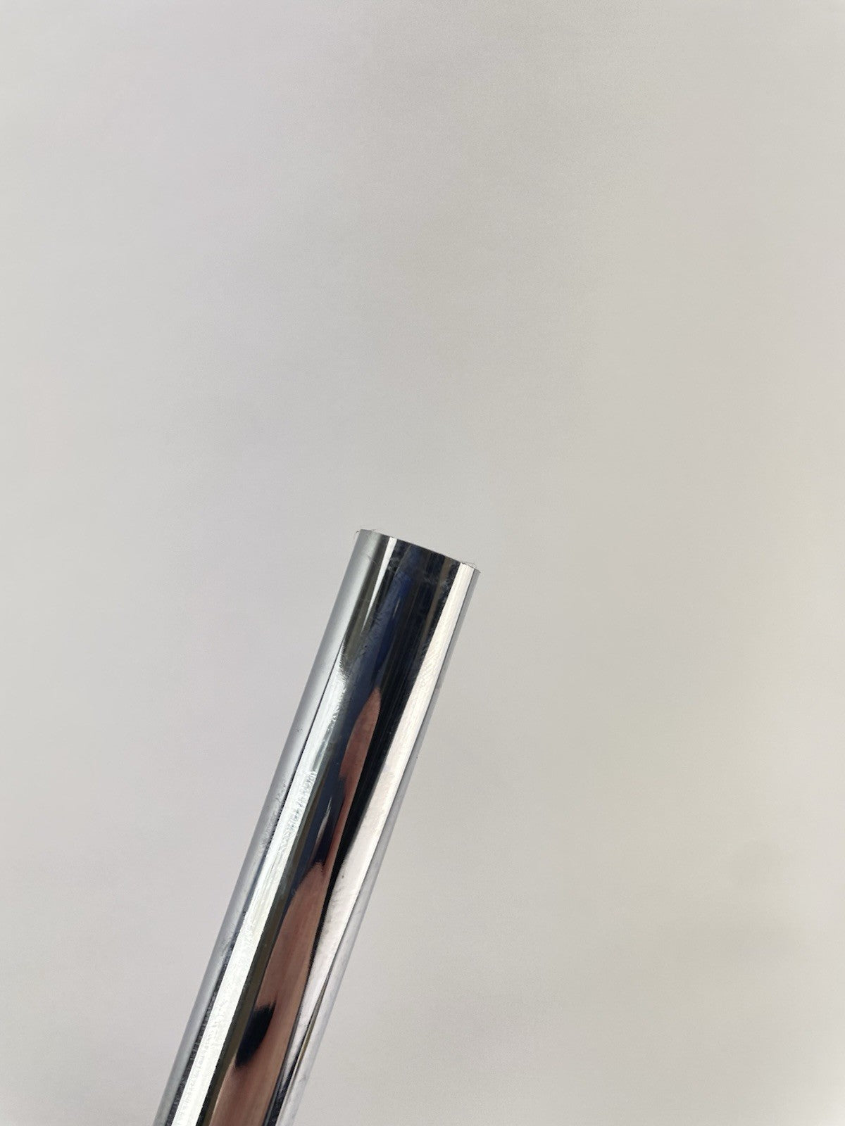 Dynamic Gold Mid 115 Iron Shaft Stiff Flex Steel 36” /0.355 Tapered /2728510
