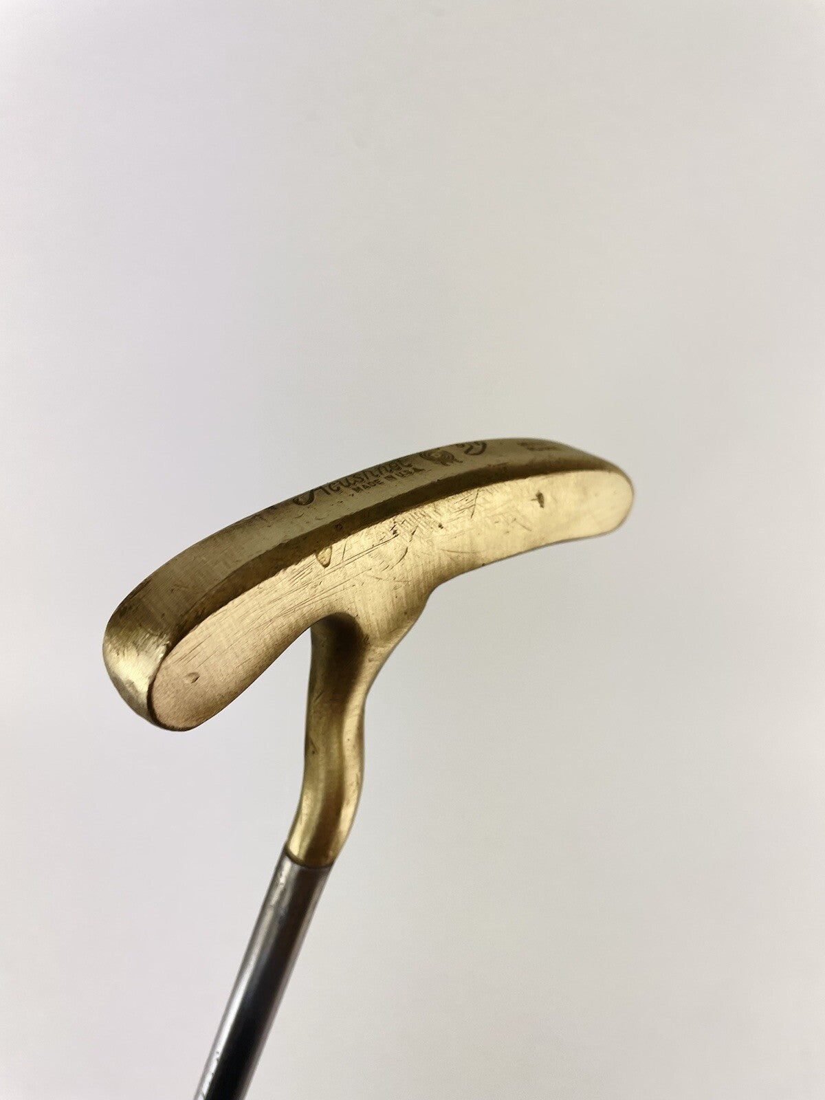 Acushnet Bulls Eye Putter Brass 34” Right Handed /Offset /New Grip /165415