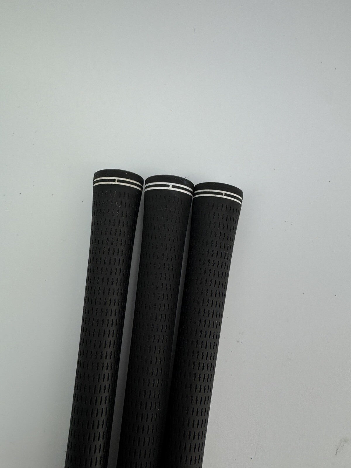 Golf Pride Tour Velvet Grips (3) Men’s Standard /Black /Pulled /215362