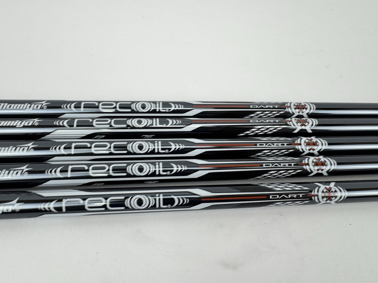 UST Recoil Dart Iron Shaft Set (5) 75 F2 Senior Graphite 41” /0.370 Parallel3