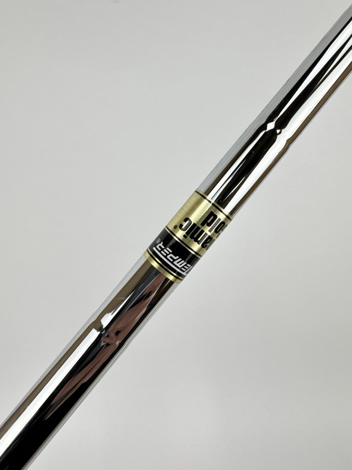 Dynamic Gold X100 Iron Shaft X Flex Steel 35.75” /0.370 Parallel /327082