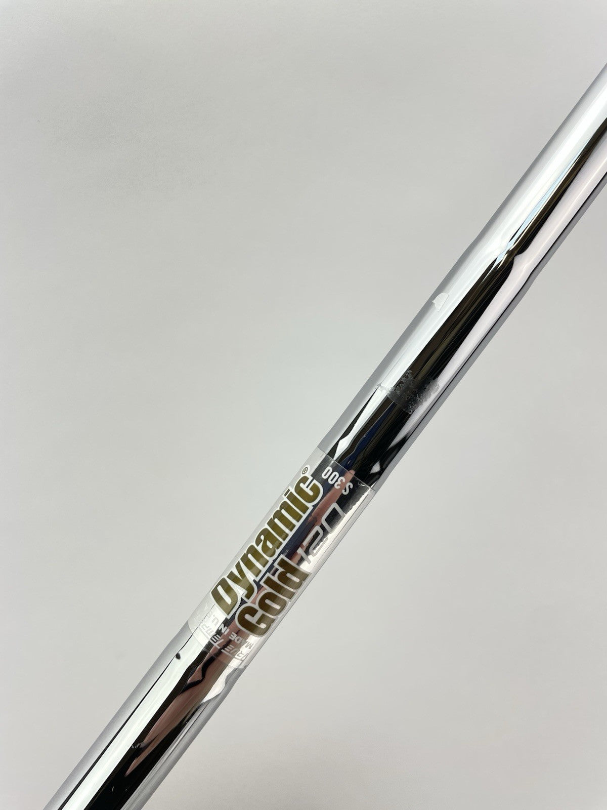Dynamic Gold 120 Iron Shaft S300 Stiff Flex Steel 35.75 /0.355 Tapered /272127