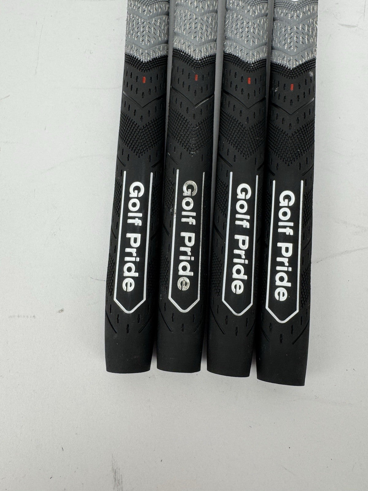 Golf Pride Mcc Plus4 Align Max Golf Grips (4) Standard /Black /Pulled /352521
