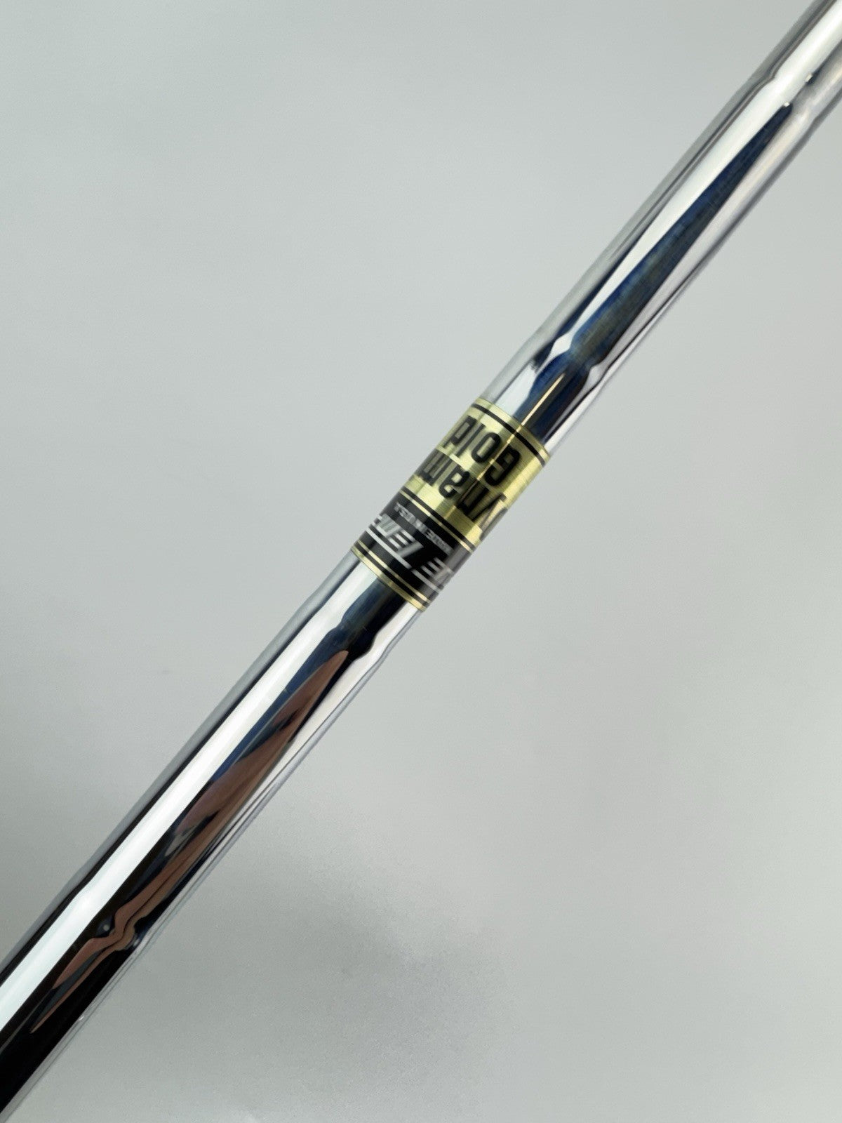 Dynamic Gold R300 Iron Shaft Regular Flex Steel 35.5”/0.355 Tapered/309012