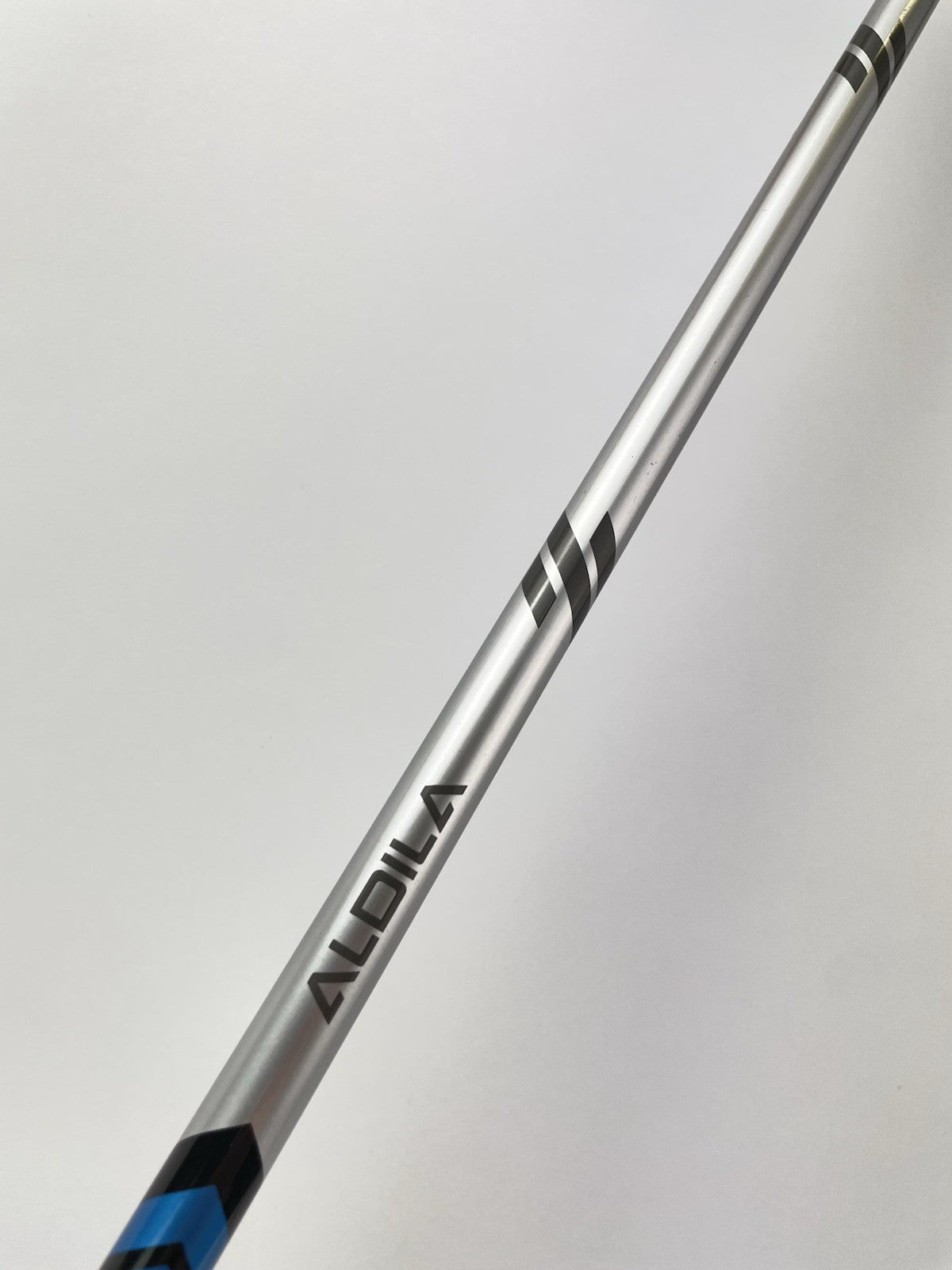Aldila Ascent 40 Iron Shaft Womens Flex Graphite 34.5” / 0.370 Parallel / 299748
