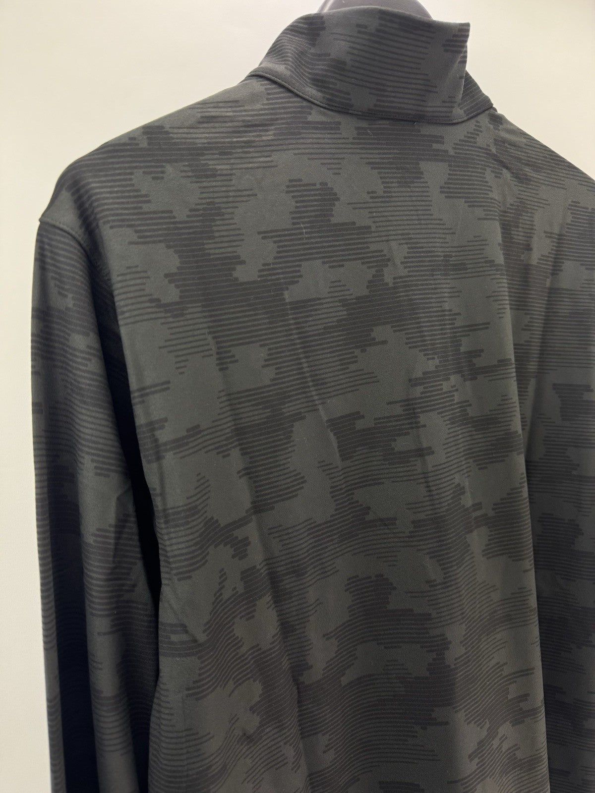 Puma Golf 1/4 Zip Cloudspun Pullover Camo Mens Size UK Medium /Black /New /308186