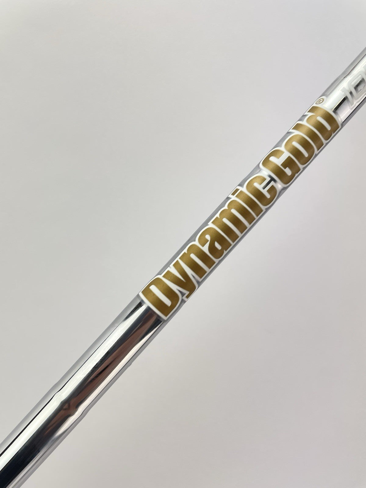 Dynamic Gold 105 Iron Shaft Vss Pro Regular Flex Steel 35.75” /0.355 Taper/295952