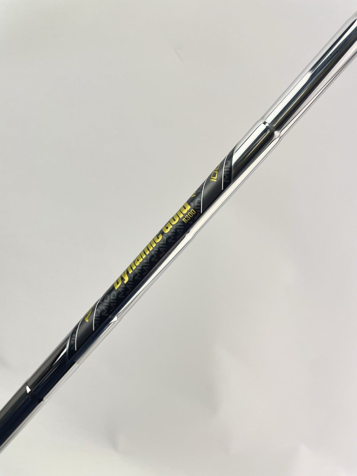 Dynamic Gold Mid 100 Iron Shaft Regular Flex Steel 35.5” /0.370 Parallel /302851