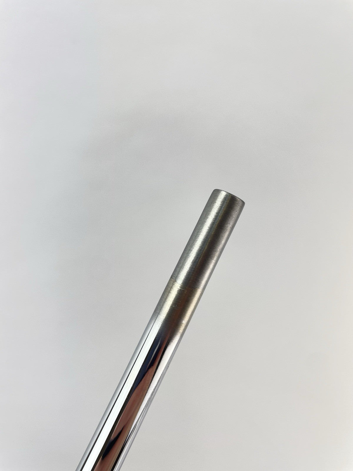 Dynamic Gold 120 Iron Shaft S300 Stiff Flex Steel 35.75 /0.355 Tapered /272128