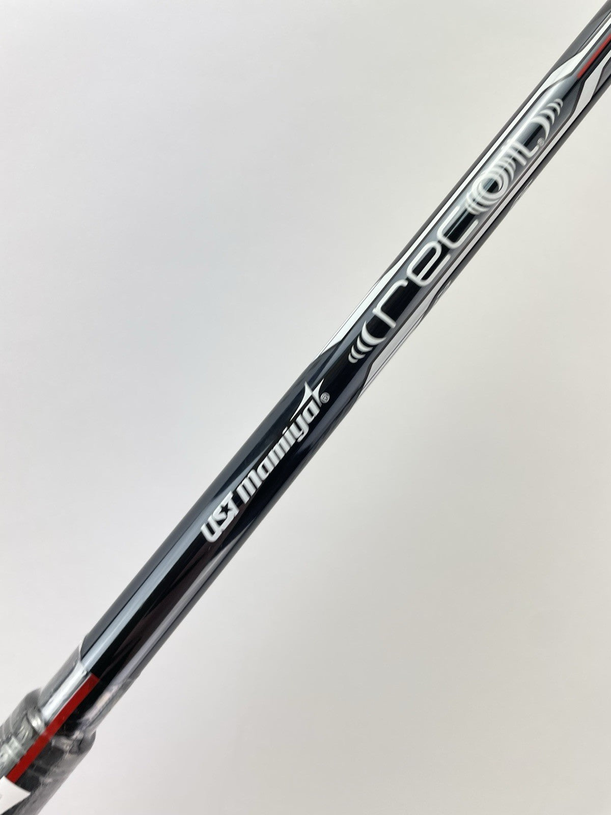 UST Recoil Dart Iron Shaft 65 F2 Senior Flex Graphite 35” /0.355 /Lamkin/305542
