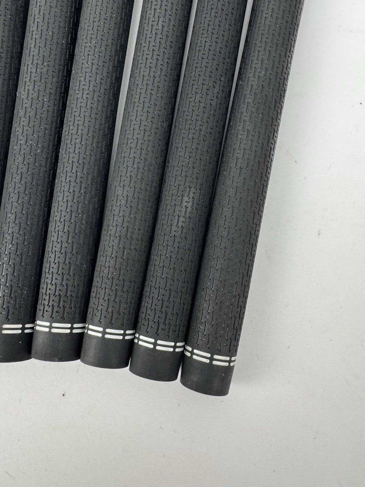 Golf Pride Mizuno Golf Grips (7) Tour Velvet Standard /Black/White/Pulled /354517