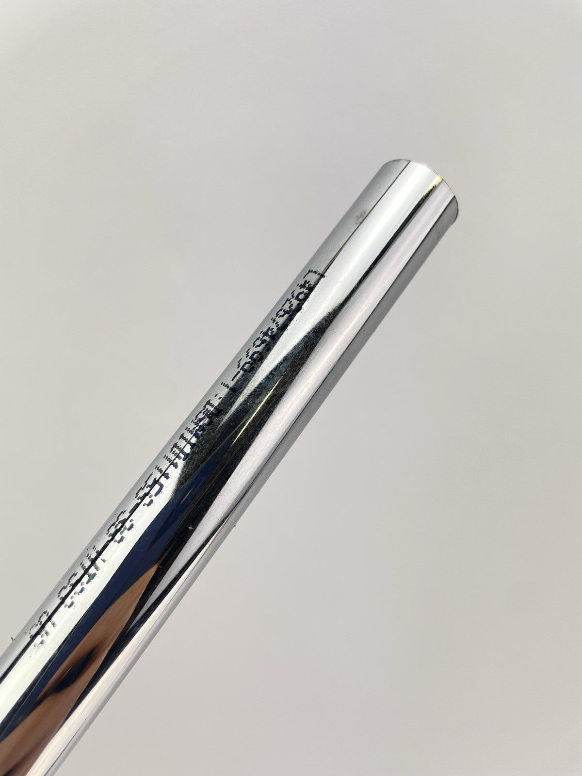 Dynamic Gold Mid 115 Iron Shaft Regular Flex Steel 35.5” /0.355 Tapered /301379