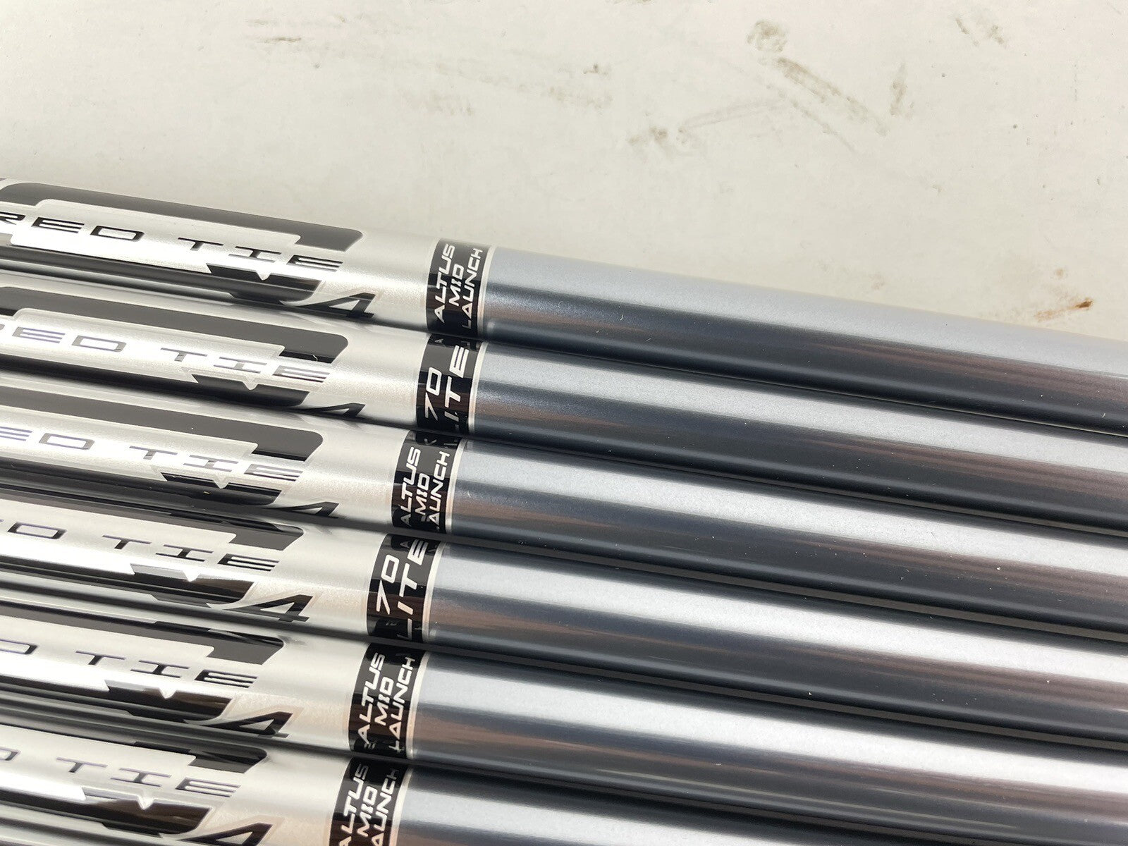 Matrix Ozik Red Tie Iron Shaft Set (9) Lite Senior Graphite Q4 42” /New /138015