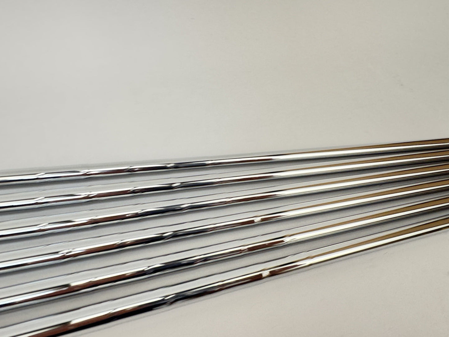 True Temper Vector Iron Shaft Set (6) 80G Regular Steel 0.370 Parallel /351547