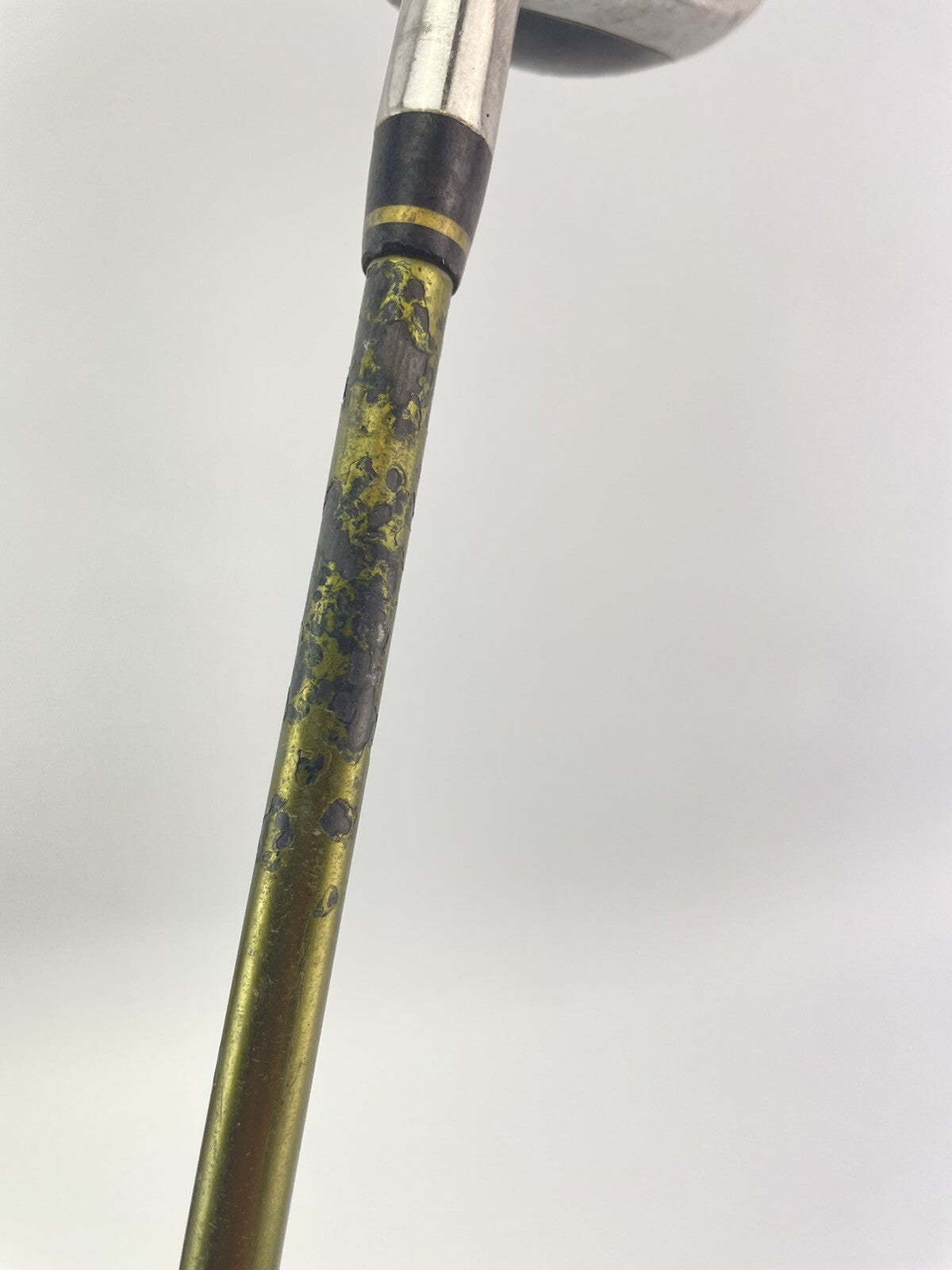 Mens Golf Hybrid 19* Attack Mid Regular Flex Graphite /Right /New Grip /2157517