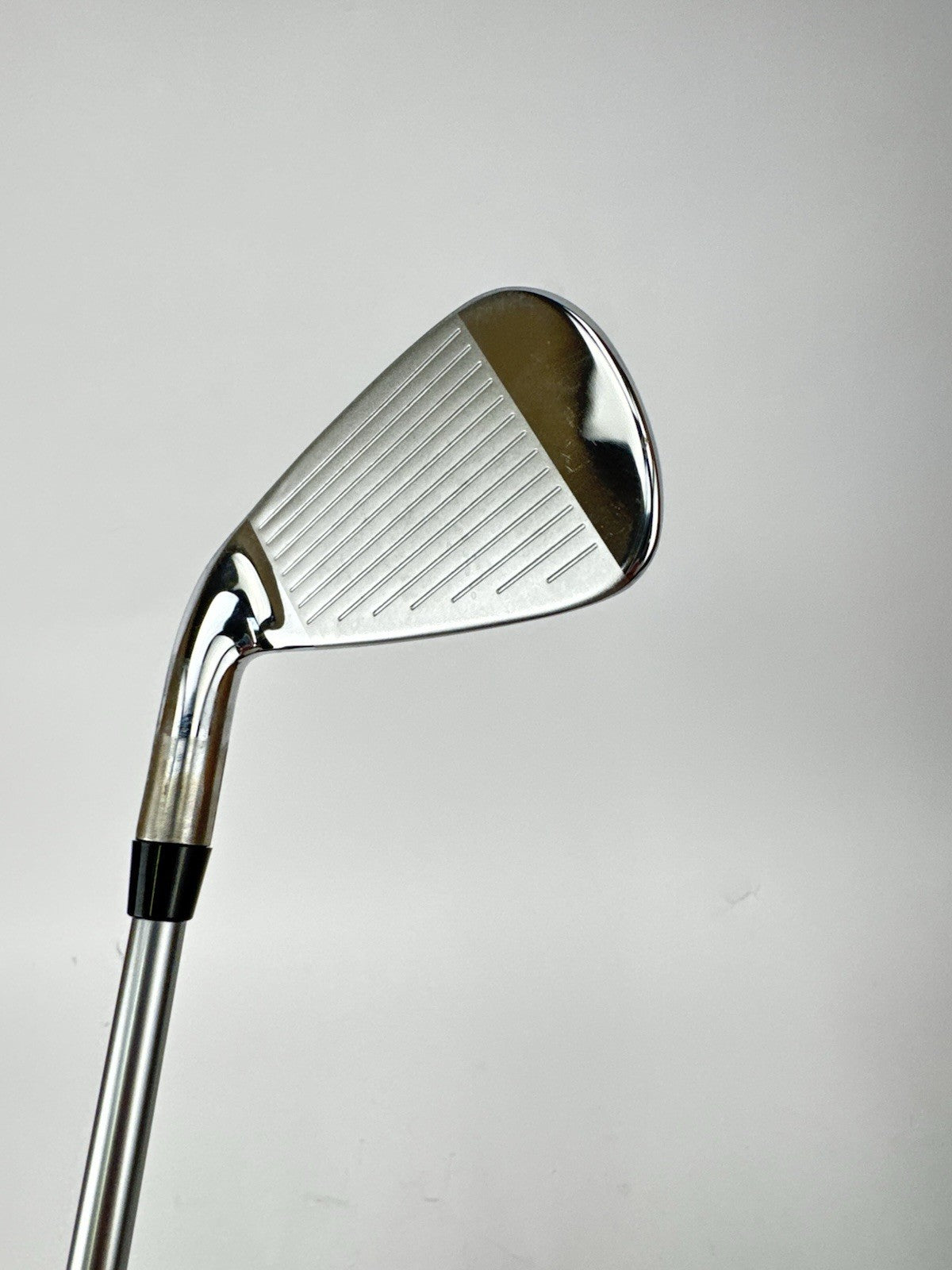Callaway Elyte 4 Iron Left Handed Aldila Rogue Regular Graphite /New Shaft/354268