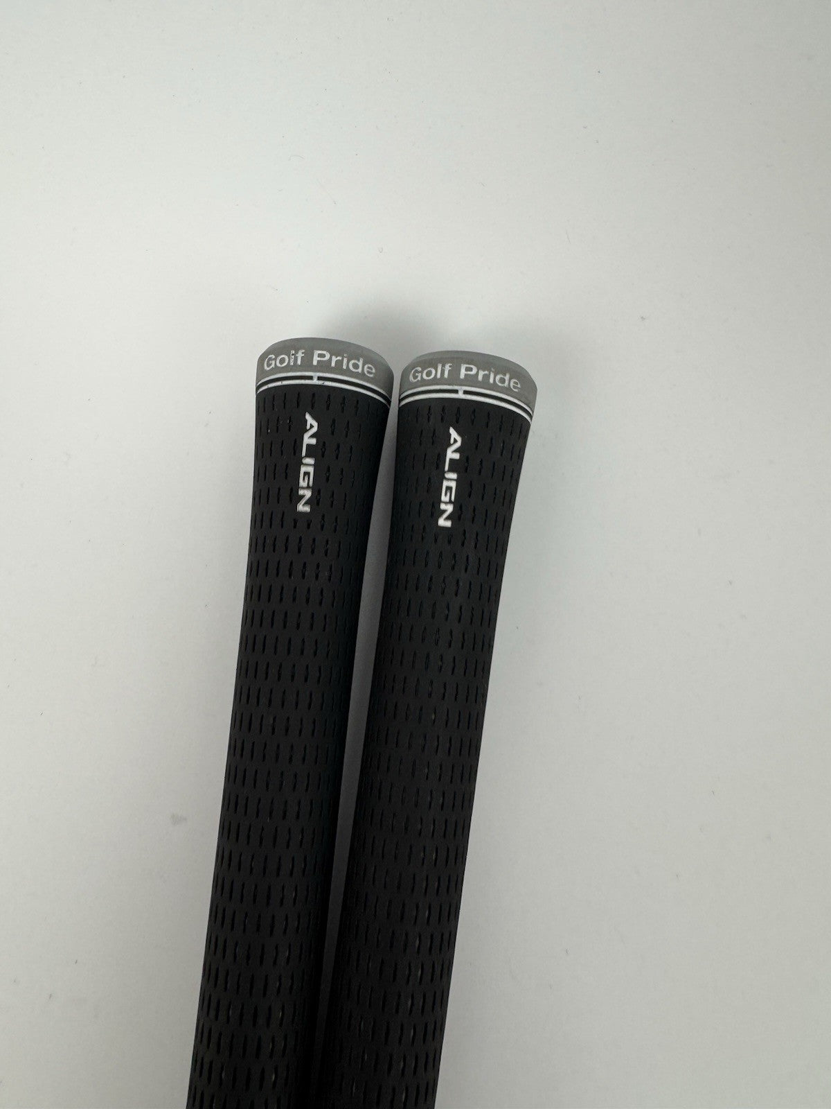 Golf Pride Tour Velvet Align Grips (2) Mens Midsize /Pulled /338322