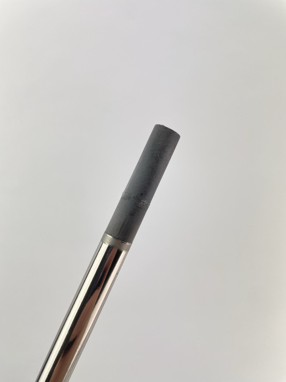UST Recoil ES Iron Shaft 780 Regular Flex Graphite 35.75” /0.355 Tapered /289878