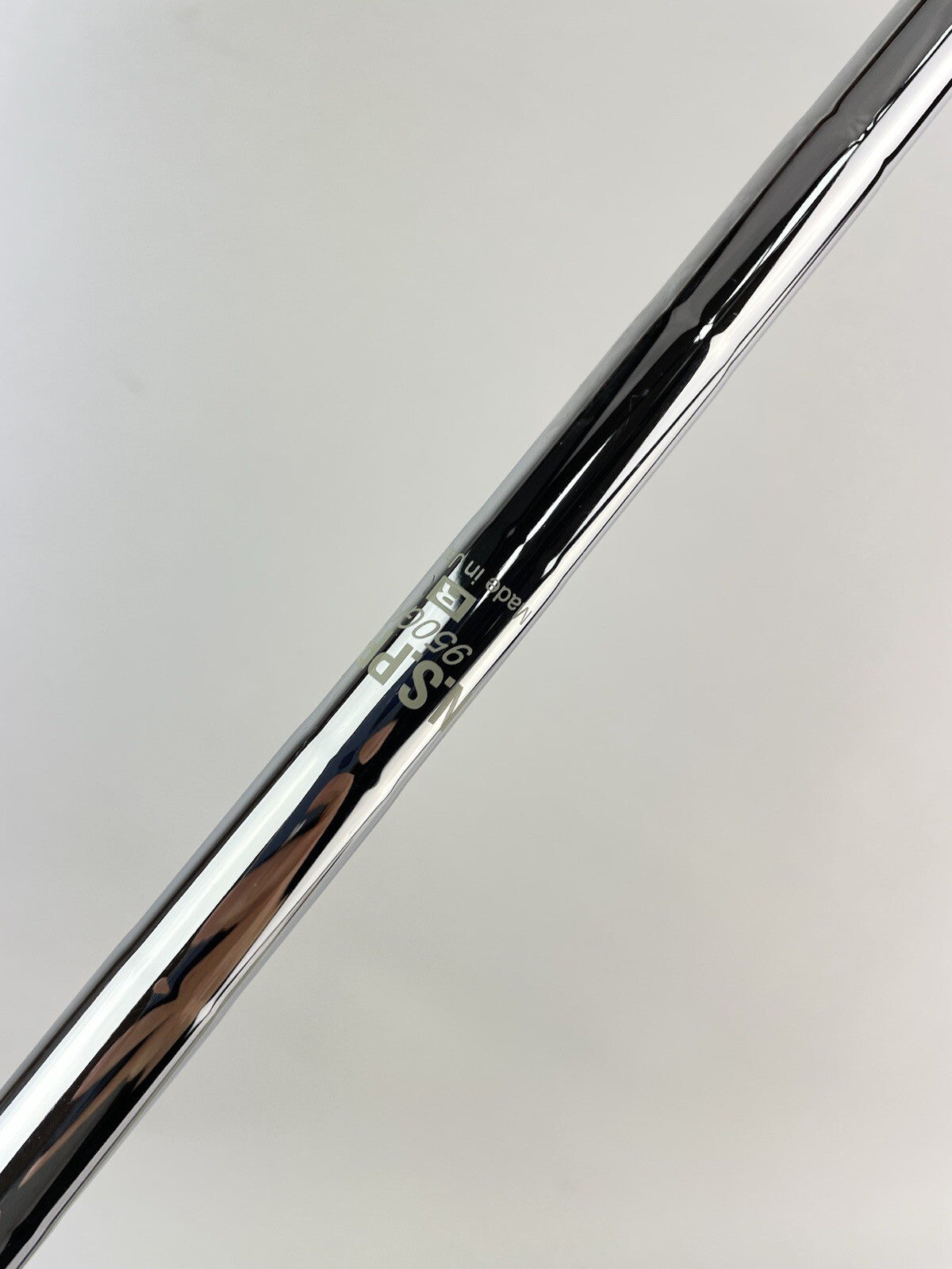 Nippon 950GH Iron Shaft Regular Flex Steel 36.5" /0.370 Parallel /181985