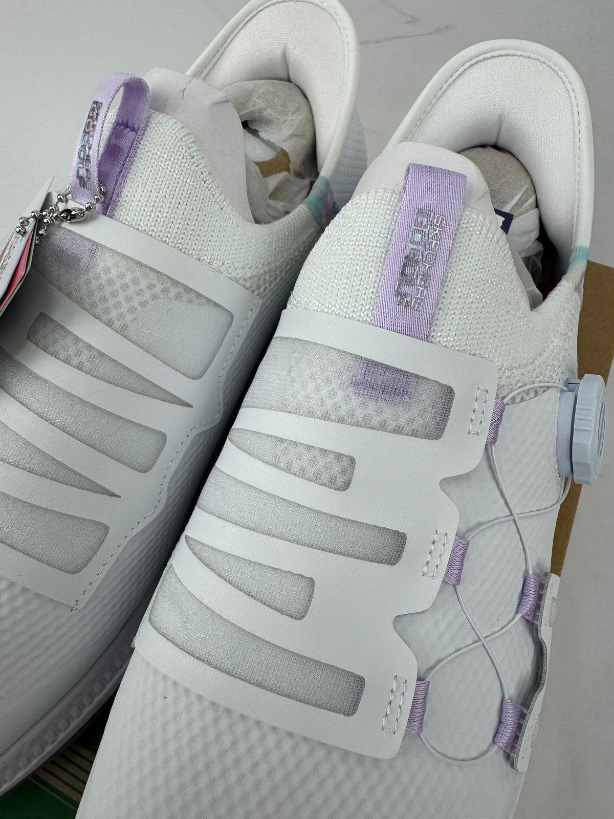 Skechers Go Golf Elite 5 Slip In Women's Size 3.5 White Lavender Arch Fit/349875