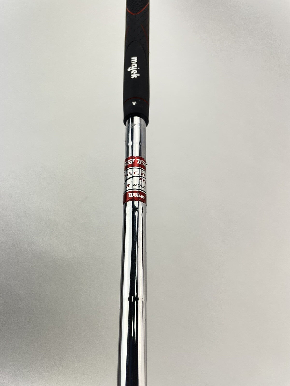 Wilson Deep Red 6 Iron Regular Flex Steel /Right Handed /New Mid Grip /1925916
