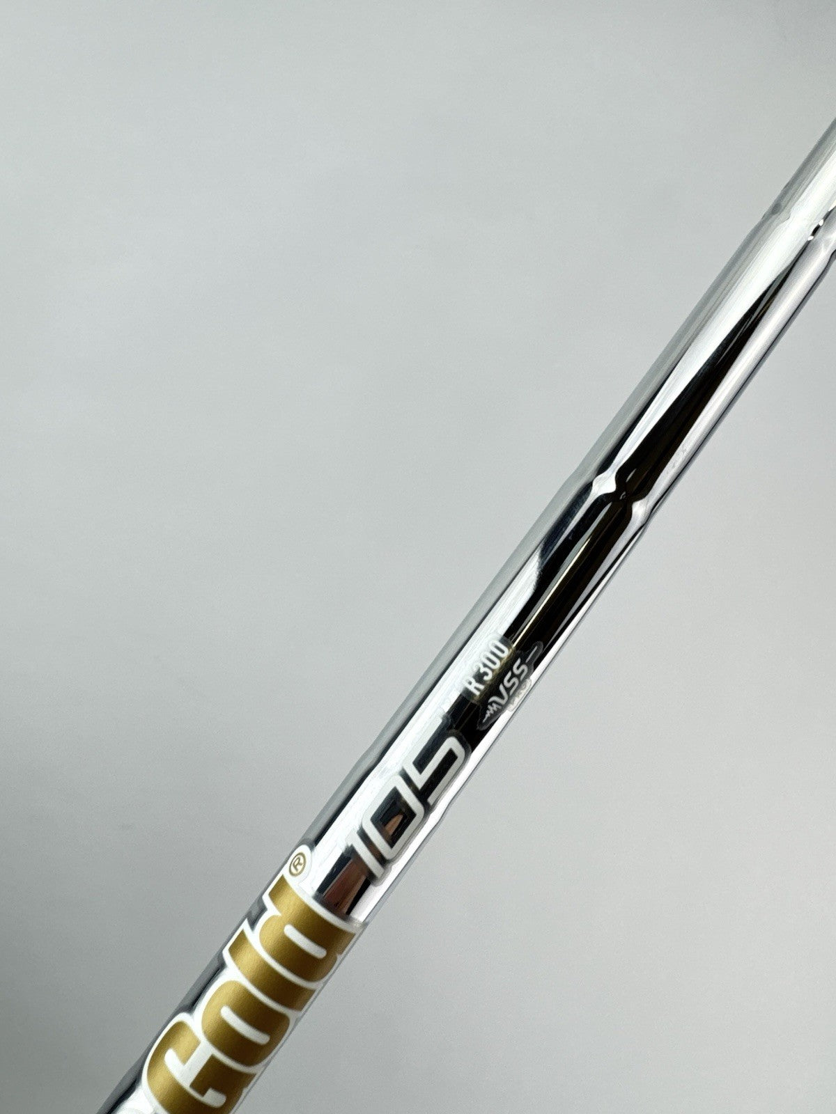 Dynamic Gold 105 Iron Shaft R300 Regular Flex Steel 35.25 /0.355 Tapered /306936