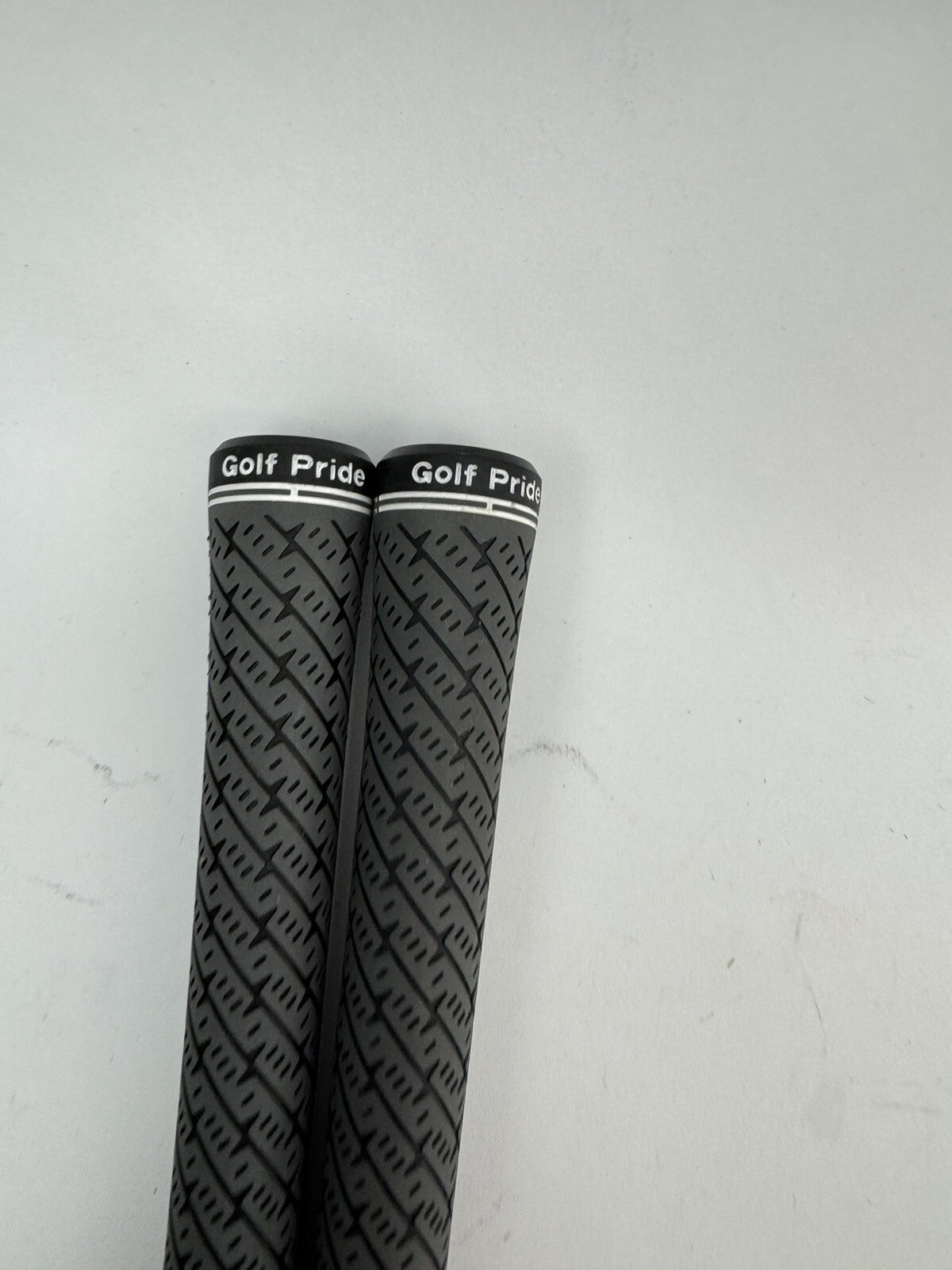 Golf Pride Z Grip Taylormade (2) Men’s Standard Golf Grips /Pulled /345005