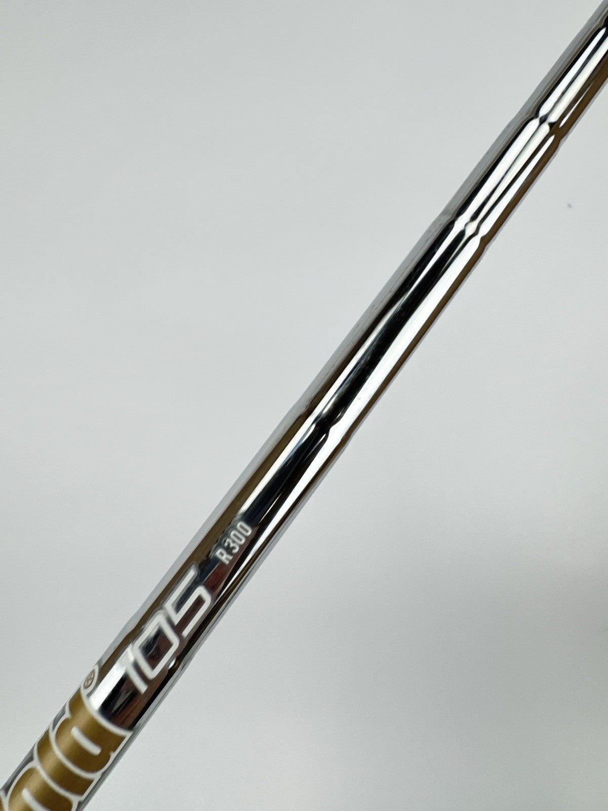 Dynamic Gold 105 Iron Shaft R300 Regular Steel Pured 36.75” 0.355 Tapered /319556
