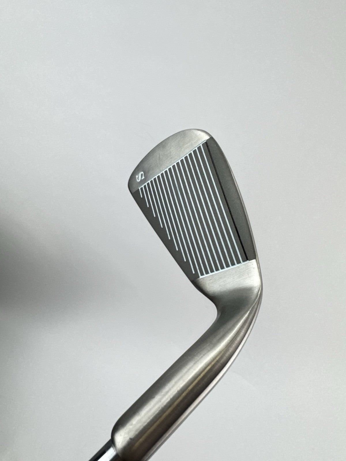 Howson Derby Sand Wedge Left Handed Regular Flex Steel /New /310158
