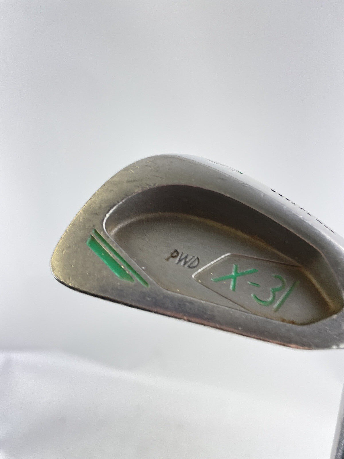 Wilson Golf Sand Wedge X31 Regular Flex Steel /Right Handed /New Grip /73421