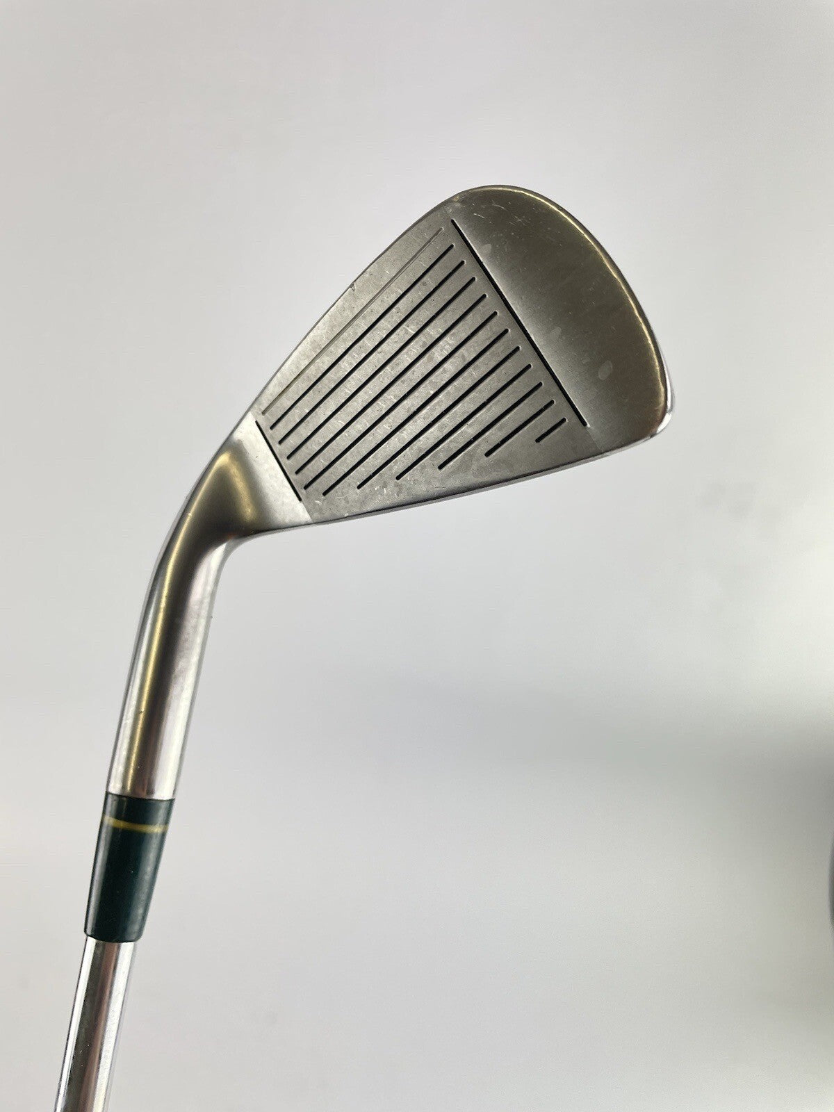 Maruman Golf 4 Iron TAP F-18 Regular Steel /Right Handed /New Grip /1036013