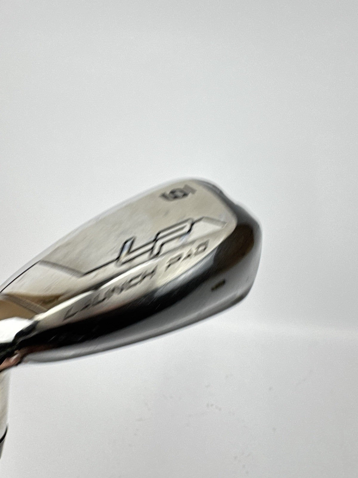 Wilson Launchpad 6 Iron Left Handed Elevate MPH 95 Regular Steel /312785