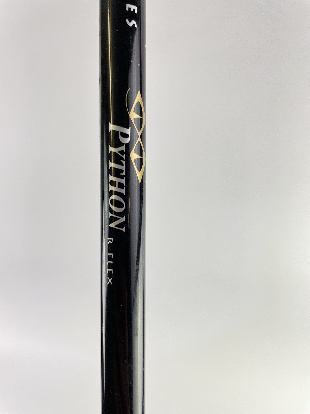 Snake Eyes 4 Iron Python Regular Graphite /Right Handed /New Grip /1030314