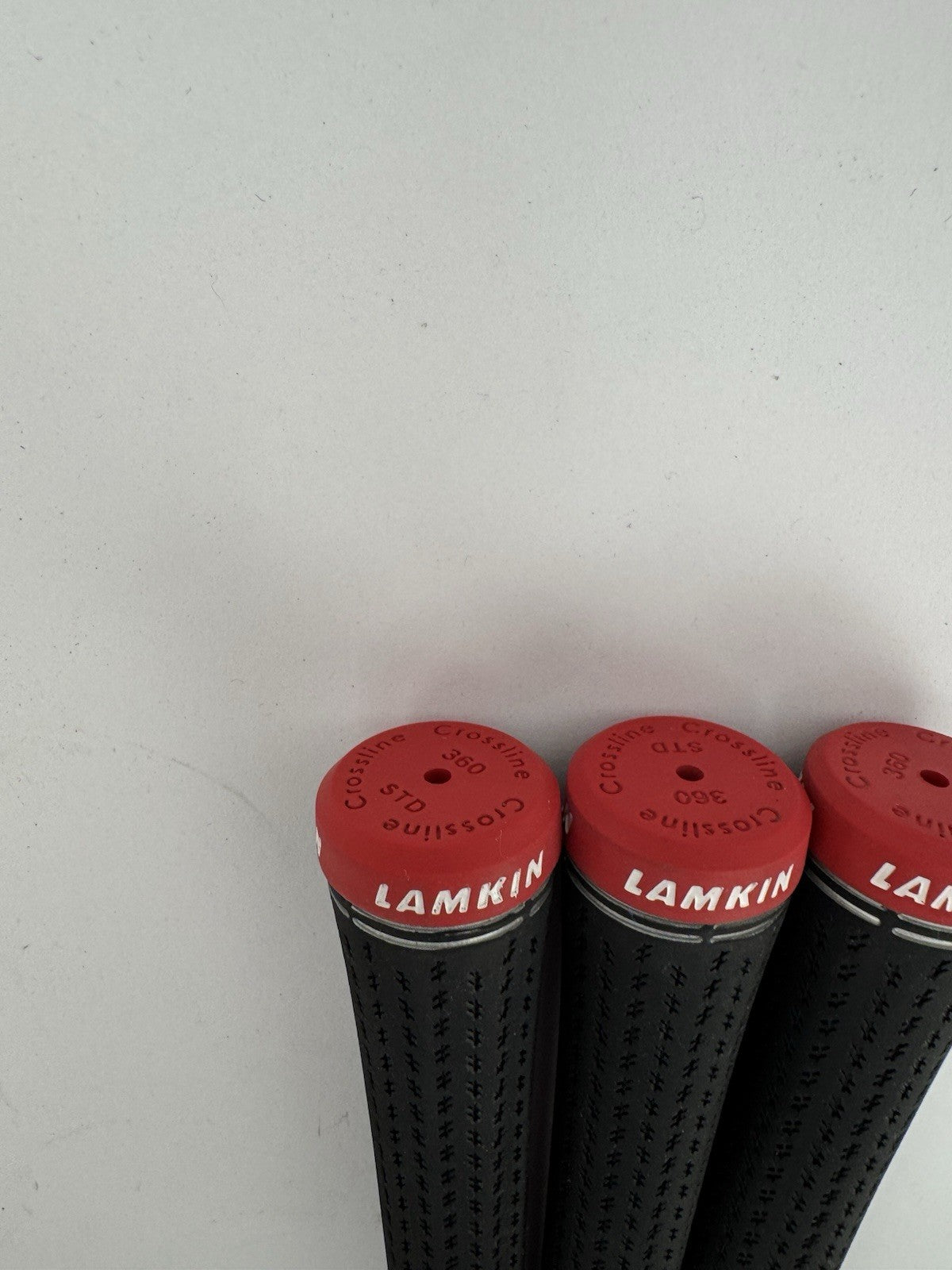 Lamkin Crossline Grips (3) 360 Men’s Standard /Black/Red /Pulled /333844