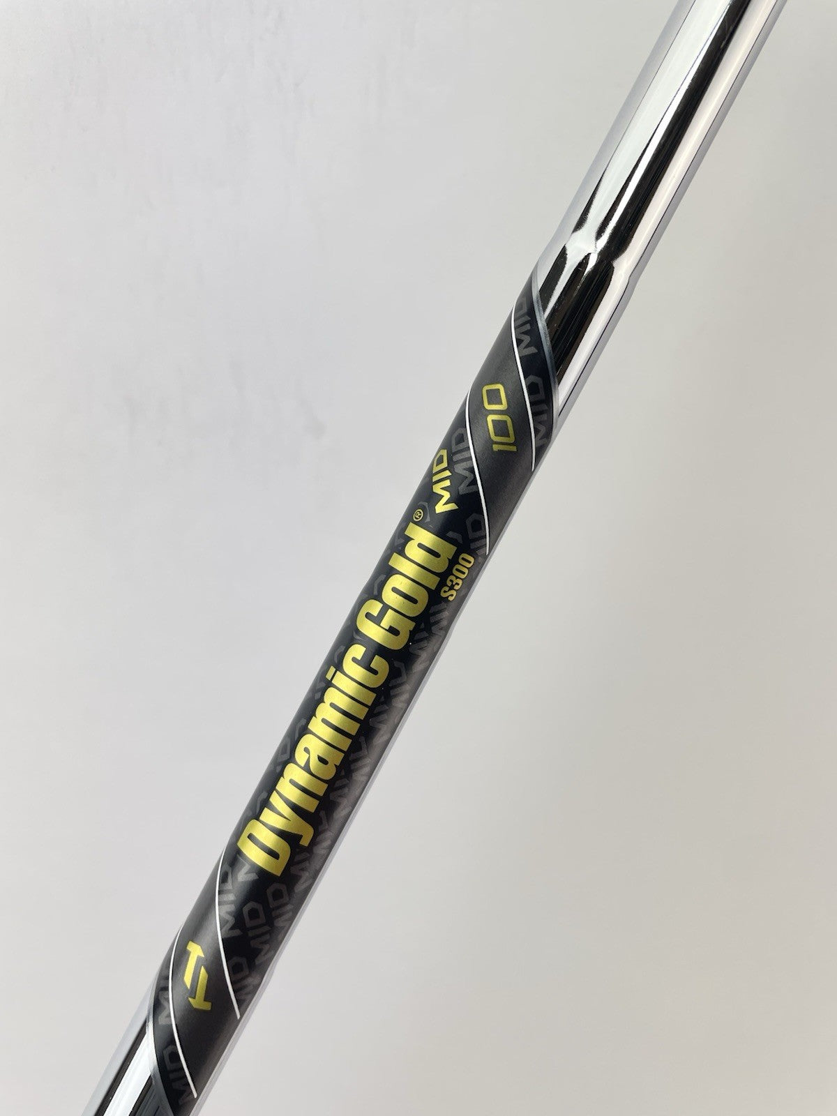 Dynamic Gold 100 Mid Iron Shaft S300 Stiff Flex Steel 35.25 /0.355 Taper /257444