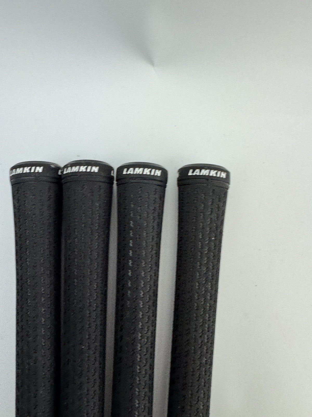 Lamkin Crossline 360 Golf Grips (4) Mens Standard /Black/White /Pulled /312624