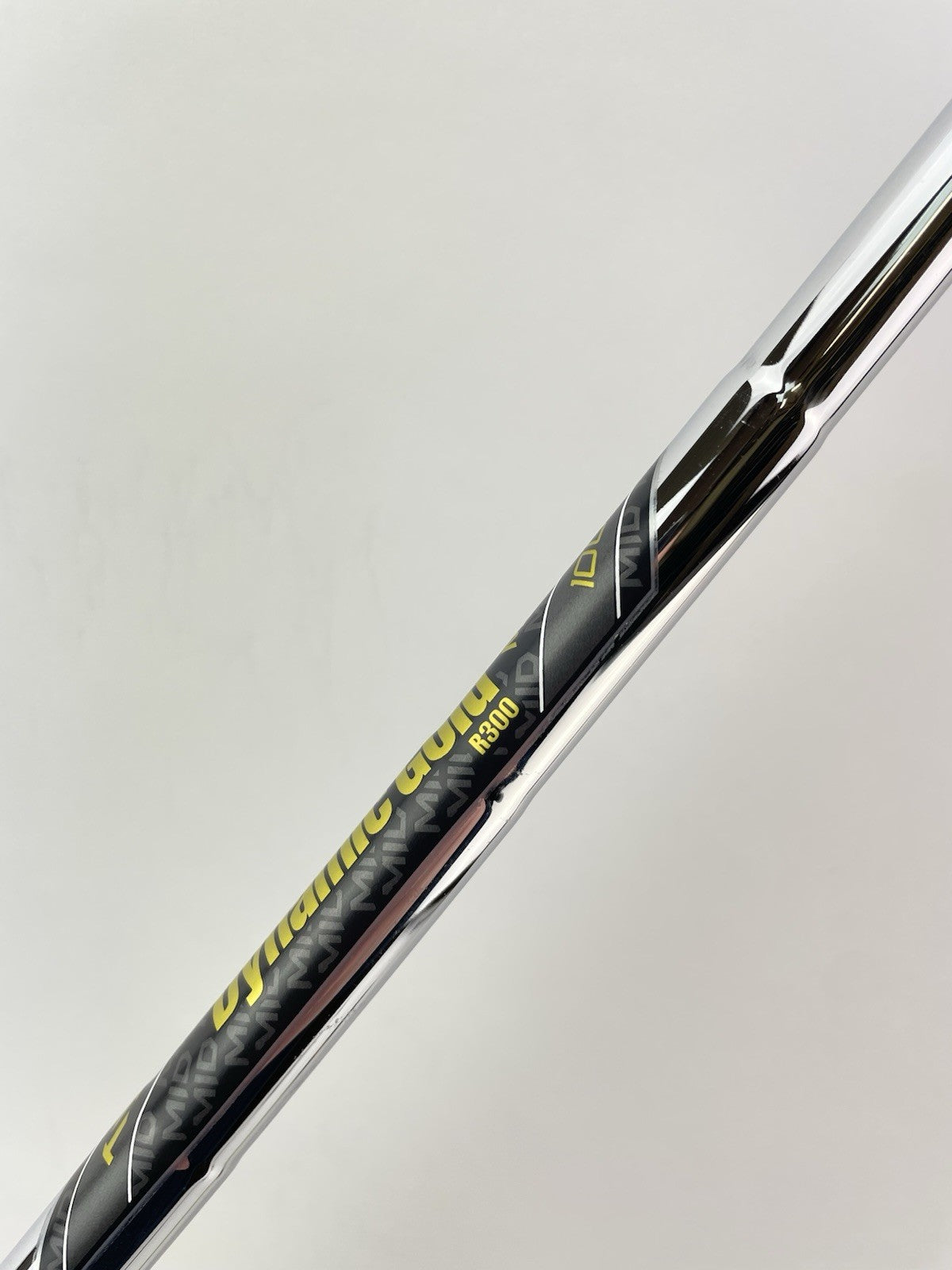 Dynamic Gold Mid 100 Iron Shaft Regular Flex Steel 35.75 /0.355 Tapered /240836