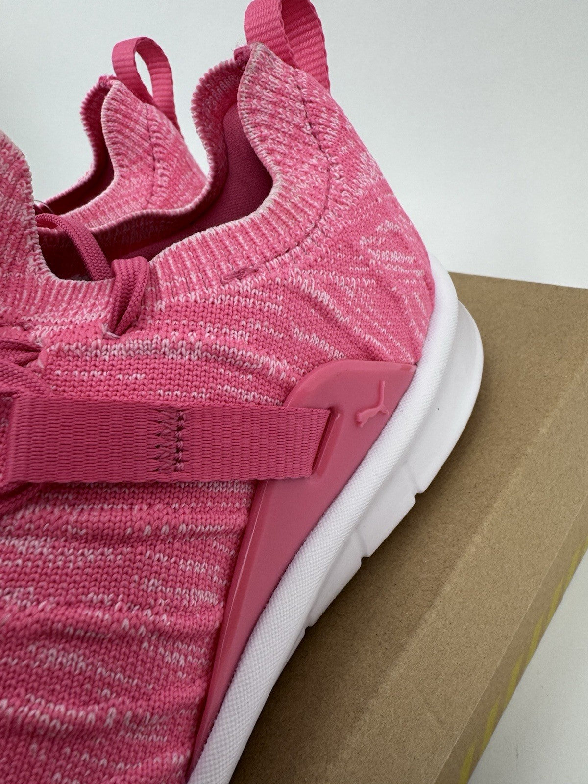 Puma Laguna Fusion Knit Women's Trainers Size UK 5 Pink Comfort Running/321053