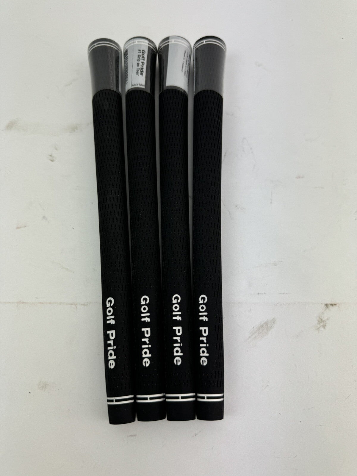 Golf Pride Tour Velvet Grips (4) Men’s Standard 60R /Black /New /195180