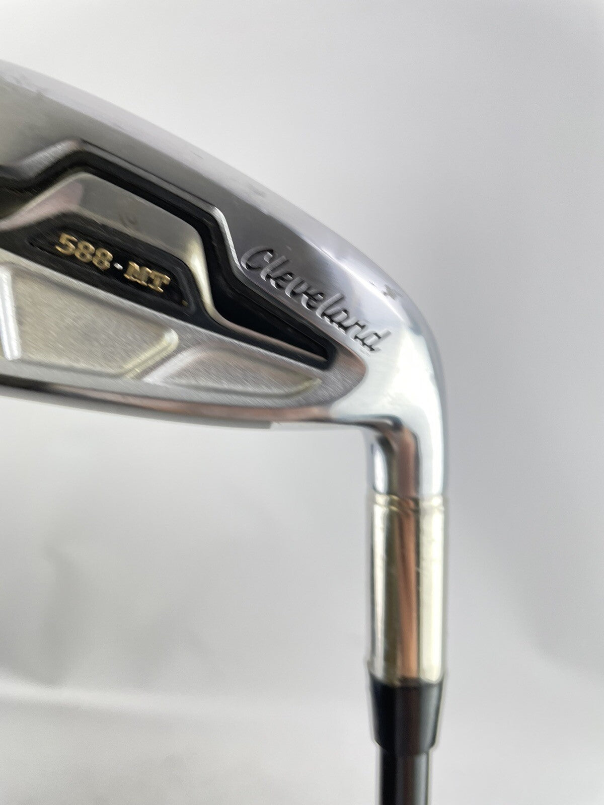 Cleveland 588MT 6 Iron Kuro Kage A Senior Graphite /New Grip /88983